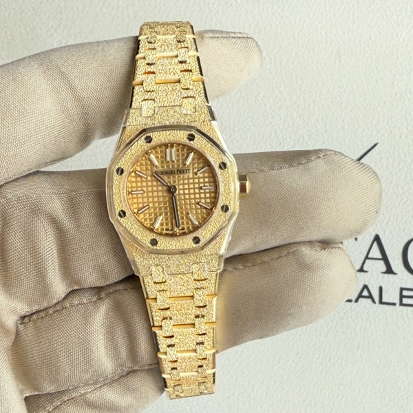 Audemars Piguet Frosted Mini Yellow Gold Royal Oak